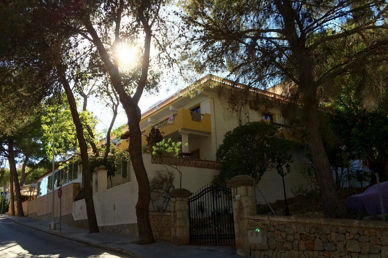 Don Carlos Peguera Exterior photo